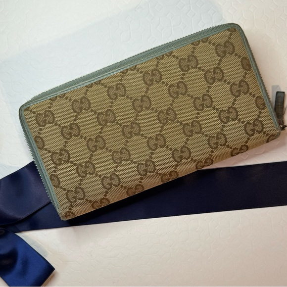 GUCCI Guccissima Mayfair GG Leather Long Wallet Baby Blue Trim - Picture 4 of 10
